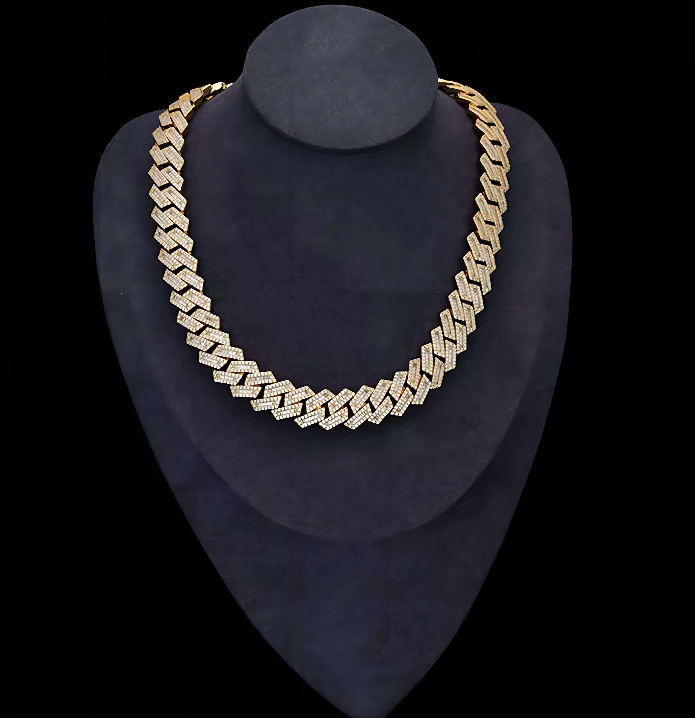 Hot Selling 925 Silver Cuban Link Necklace High Quality 12MM Moissanite Iced Moissanite Hip Hop Design Two Tone Rhodium for Gift