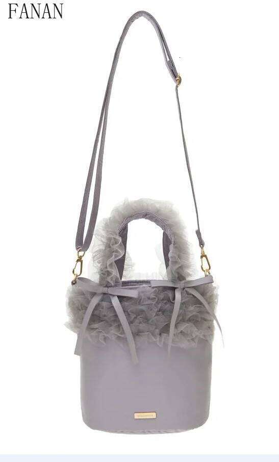 Hot Selling New Cute Fashion Women's Handbags Mesh Lotus Leaf Lace Portable Shoulder Bags Casual Crossbody Clutch Bag Designer Bags