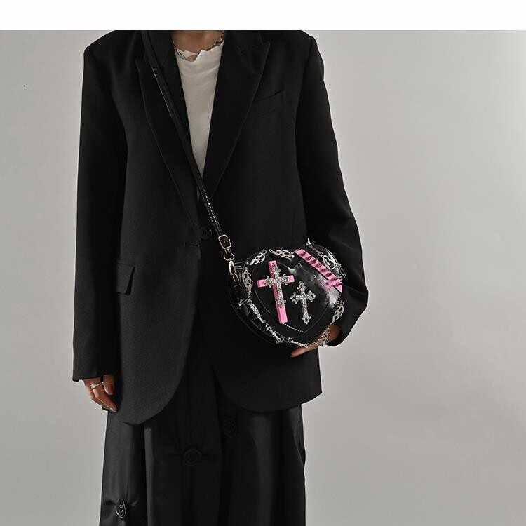 Niche Designer New Versatile Women's Internet Celebrity Fashion Crossbody Y2K Hot Girl Heart-shaped Shoulder Bag
