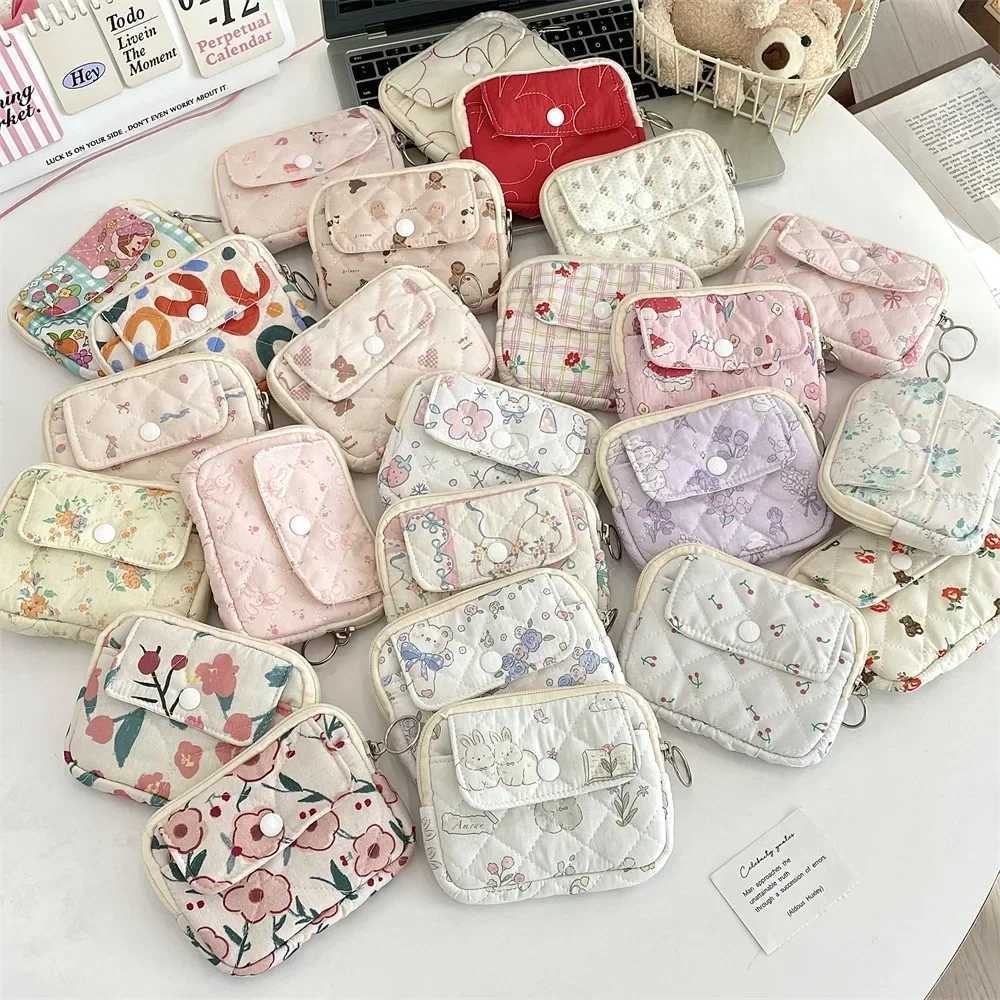 Cute Cartoon Floral Quilting Document Storage Bag Card Wallet Coin Purse ID Card Holder Drivers License Holder Badge Holder XJ250624
