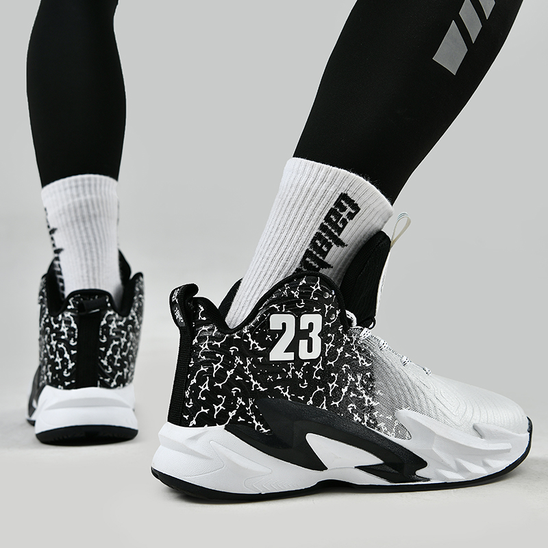 902-Men's Anti-Slip Outdoor Shoes Men's Combat Boots Sneakers Autumn and Winter Combat Rubber Sole Youth Student Basketball Shoes