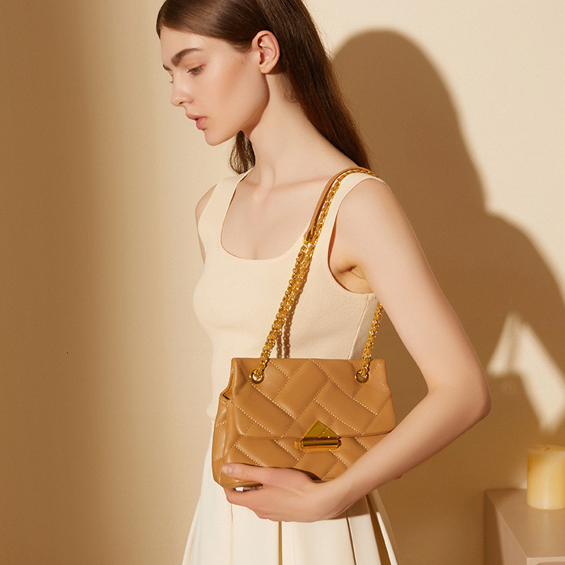 Women's 2025 New Top Layer Cowhide Quilted Chain Underarm Crossbody Black Genuine Leather Ladies Bag