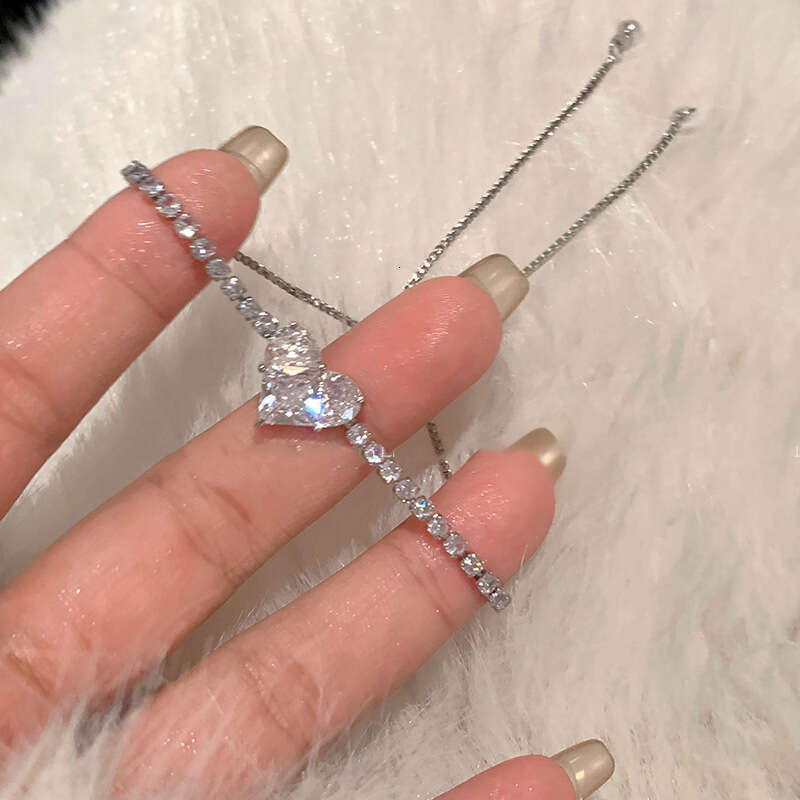 Zircon Glass Bead Square Heart Adjustable Trendy Fashion Bracelet Light High-end Sense Jewelry for Women