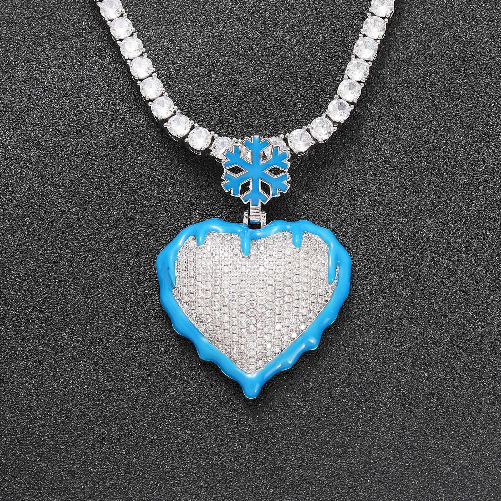 Luminescent Heart Shaped Moissanite Pendant Diamond Studded Couple Necklace Trendy Unisex Personalized Accessory Pass the diamond tester