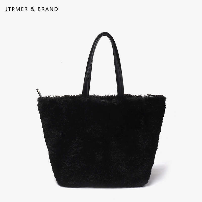 Plush Tote Winter Furry Bag Large Capacity Shoulder Handbag New High end Feel