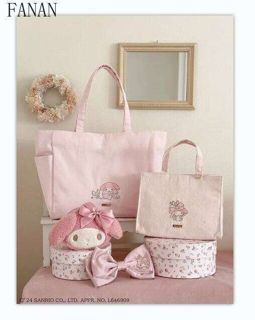 Sweet And Cute Transparent Casual Handbags For Women 2025 New Shoulder Bags Portable Lace Satin Hairpin Plush Cosmetic Bag