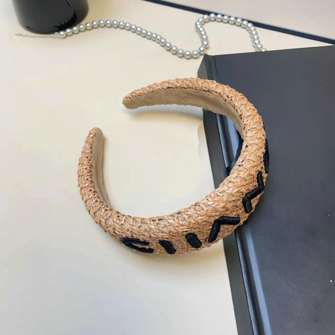 2025 new Lafite Embroidered Letter Headband Designer Jewelry Summer Women Hairband Wide-Brimmed Headwear Hairjewelry Accessories Free shippi