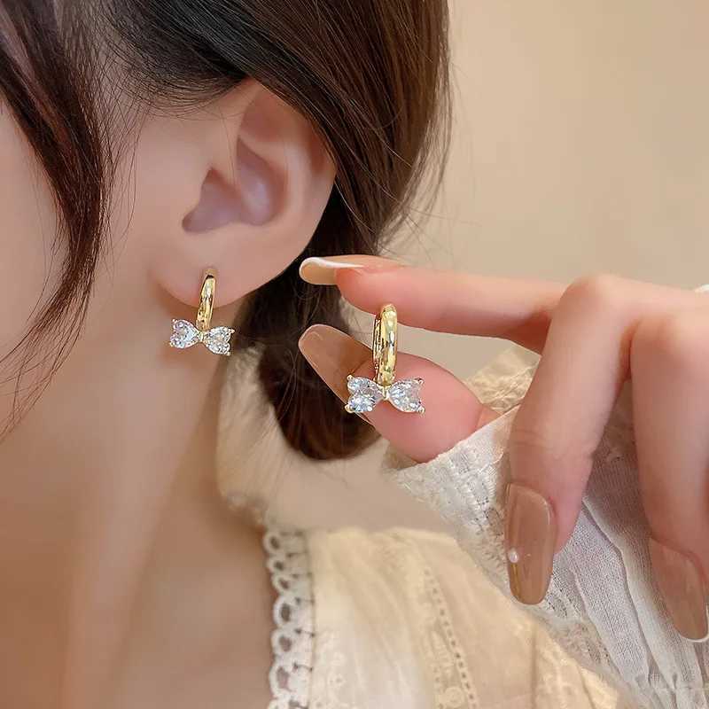 2025 New Korean Shiny Zircon Bow Earrings for Woman Sweet Elegant Gold Colour Temperament Earrings Party Jewelry Accessories l250624
