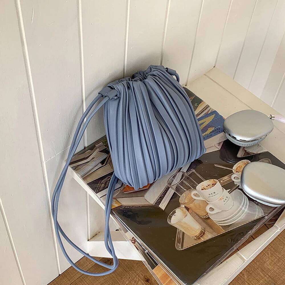 Casual Ruched Crossbody Bags For Women Soft PU Leather Shoulder Small Phone Flap Bag Summer Pleated Purses And Handbags NEW