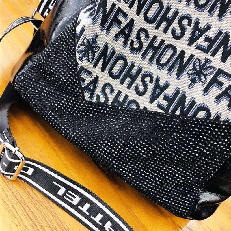 2023 New Women Backpack Fashion Sequin Shoulder Girl School Bags Female Large Capacity Brand Travel Backpacks