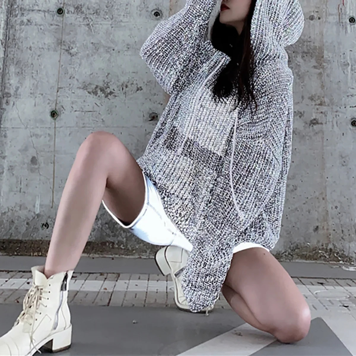 Loose Knitted Reflective Womens Hoodie Thin Hollow out n Night Glow Fashionable Korean Style Top Casual Streetwear 250616