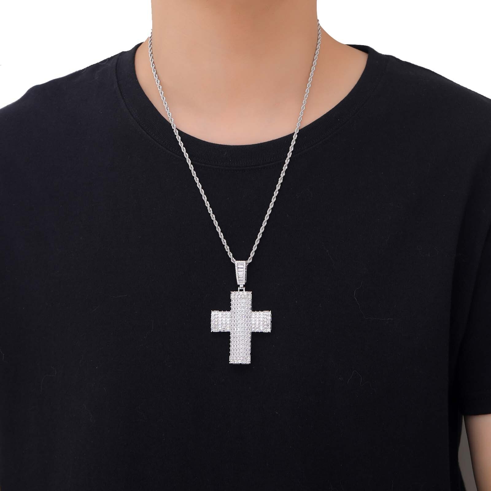 Hip Hop New Style Ice Out Cross Pendant Punk Minimalist Street Cool Men Hip Hop Moissanite Necklace Pass the diamond tester