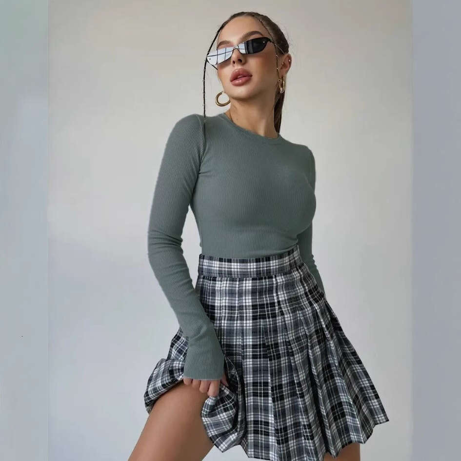 Fashion Y2k Slim Fit Casual Long Sleeve Breathable Base Shirt Versatile Outerwear Moisture-Wicking T-Shirt B5