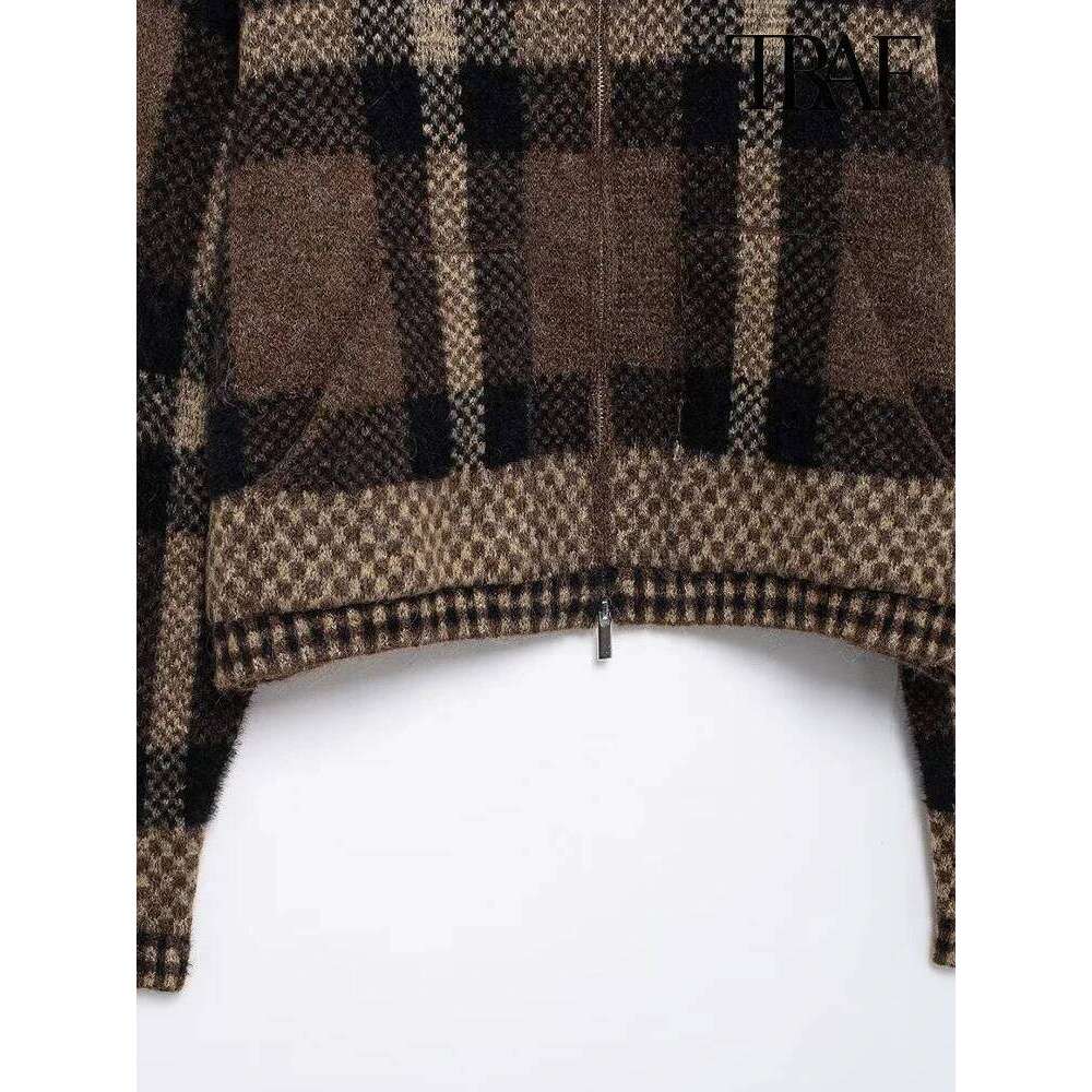 Women's Fashion Retro Style Plaid Knit Aviator Chic Lapel Front Zipper Pockets Elegant Casual Thickened Warm Jacket