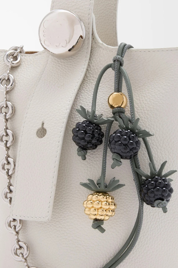Fashion Bag Charms Designer Lewe For Women Lavender tomato Berry charm in classic Leather Letters Ornament Keychain Creative Spherical Shape Tassel Pendant