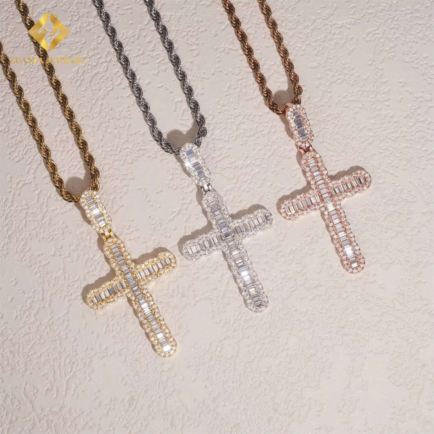 Hot Selling Popular Jewelry GRA Certificate Baguette Diamond Hip Hop Iced Out 925 Silver VVS Moissanite Cross Pendant