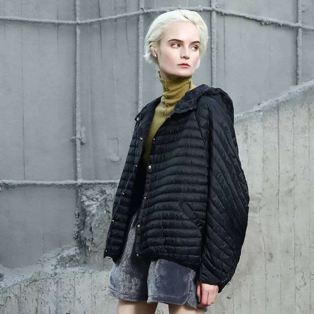 Ultra Light Lantern Sleeve White Duck Down Coat Feather 2024 Winter Vintage Women Oversize Hood Puffer Jacket Female Casual