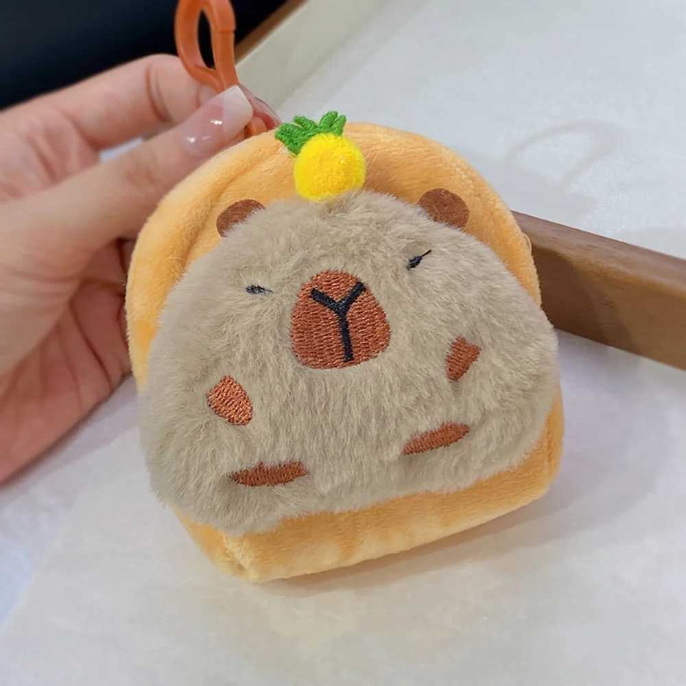 Creative Mini Plush Coin Purse Carto Capybara Shape Wallet Headphe Card Storage Bag Womens with Keychain Mey Pouch Gift XJ250624