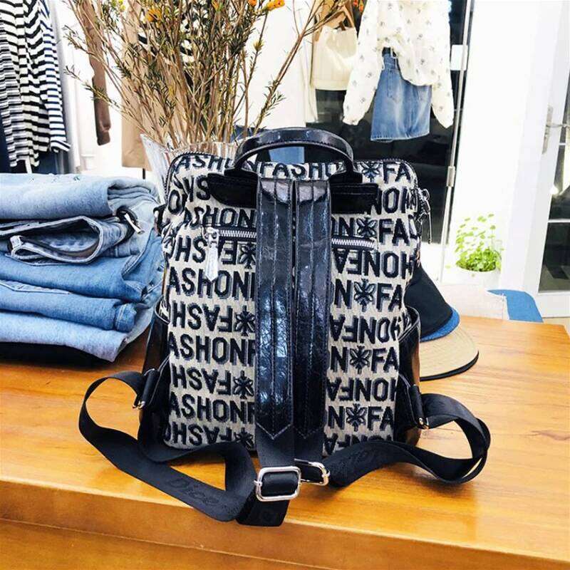 2023 New Women Backpack Fashion Sequin Shoulder Girl School Bags Female Large Capacity Brand Travel Backpacks