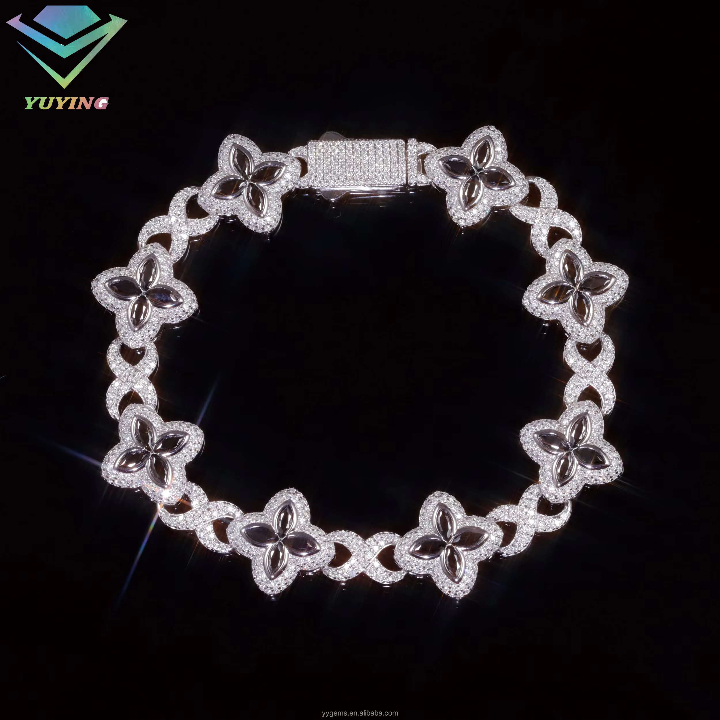 Ready to Ship 13mm 16mm Clover Bracelet S925 Silver Infinite Chain Black/white Moissanite Diamond Clover Bracelet for Women Girl