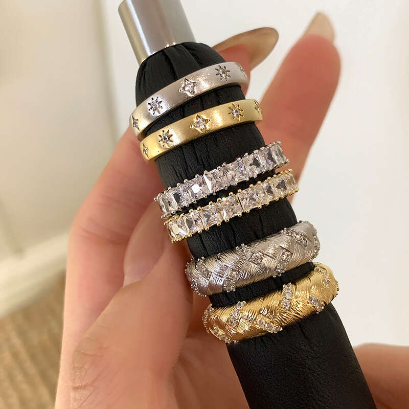 Vintage Square Zircon Open Ring for Women, Niche Internet Celebrity Style, High-End Sense Jewelry