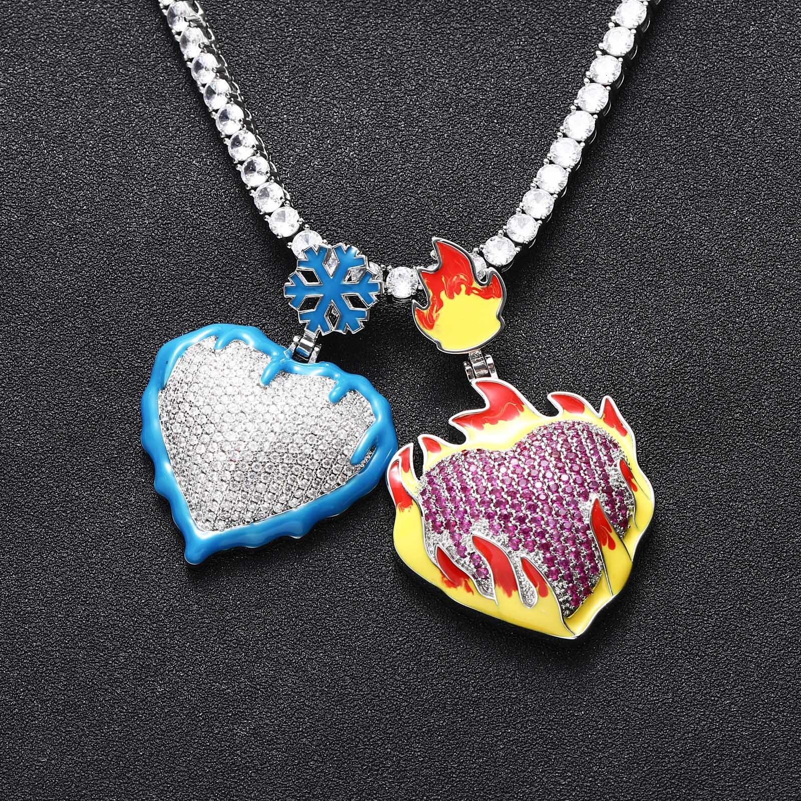 Hip Hop Burning Heart Necklace Ice Out Red Diamond Couple Style Unisex Trendy Moissanite Bling Pendant Pass the diamond tester