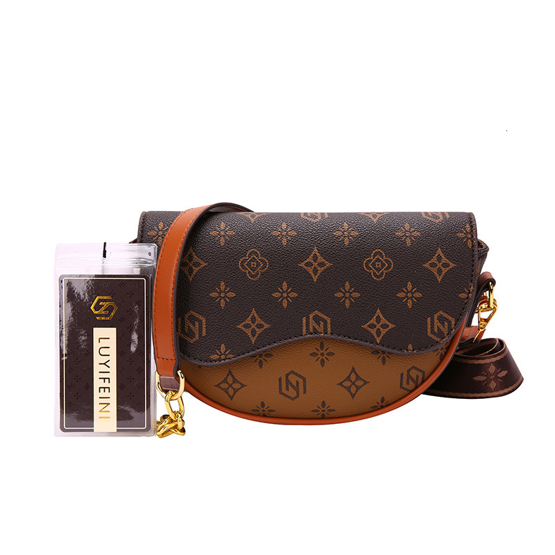 Free shipping designer bag 2025 New Niche High-Quality Women Bag Fashion Printed Saddle Bag Versatile Underarm Shoulder Bag Crossbody Bag