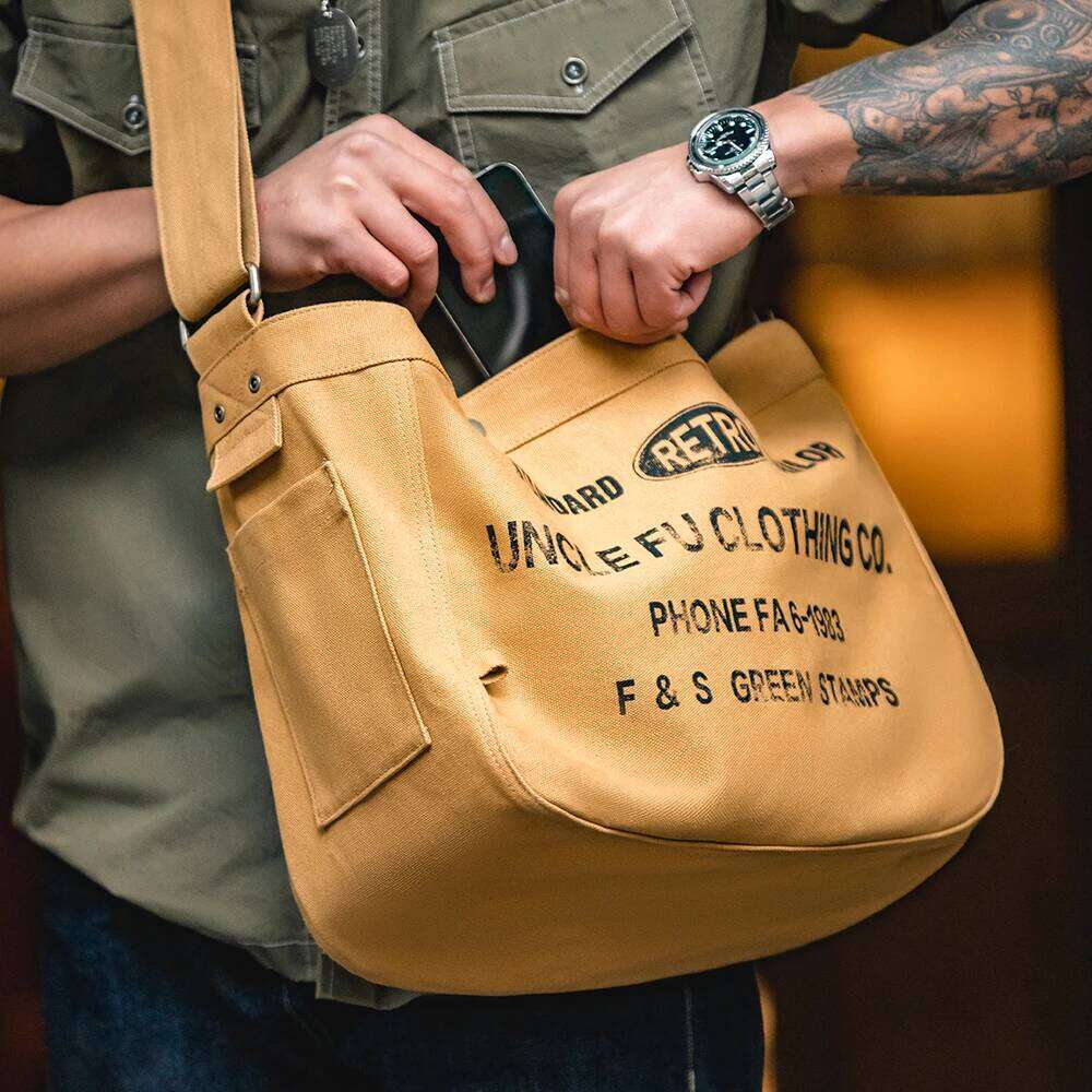 Hot Selling Vintage Large-Capacity Magnetic Buckle Newsboy Bag Letter Design Canvas Motorcycle Computer Tote Messenger Bags Designer Bags