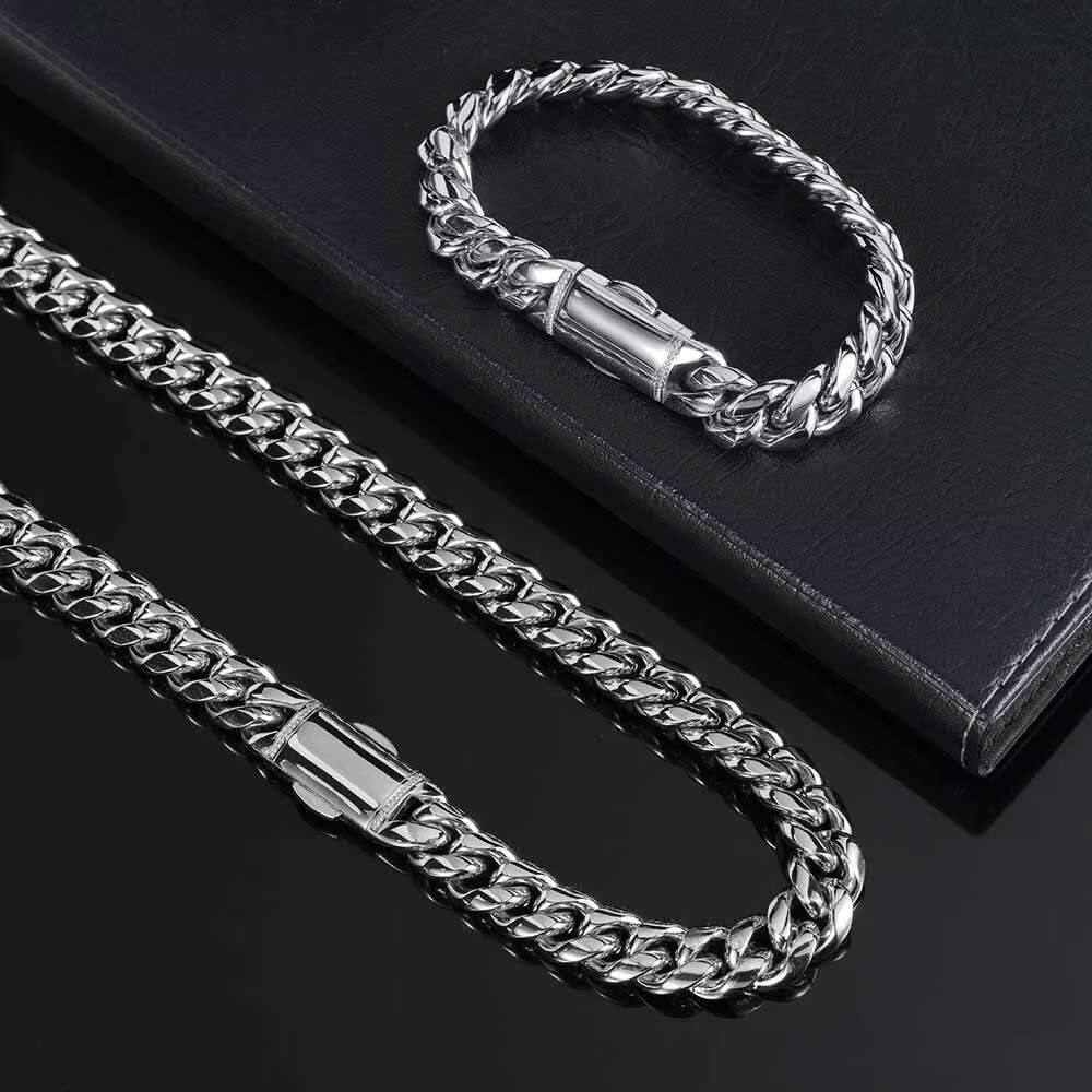 Hip Hop Fashion Jewelry Fine Polished Stainless Steel Chain 18K Gold Plated Customized Mens Cuban Link Chain Necklace