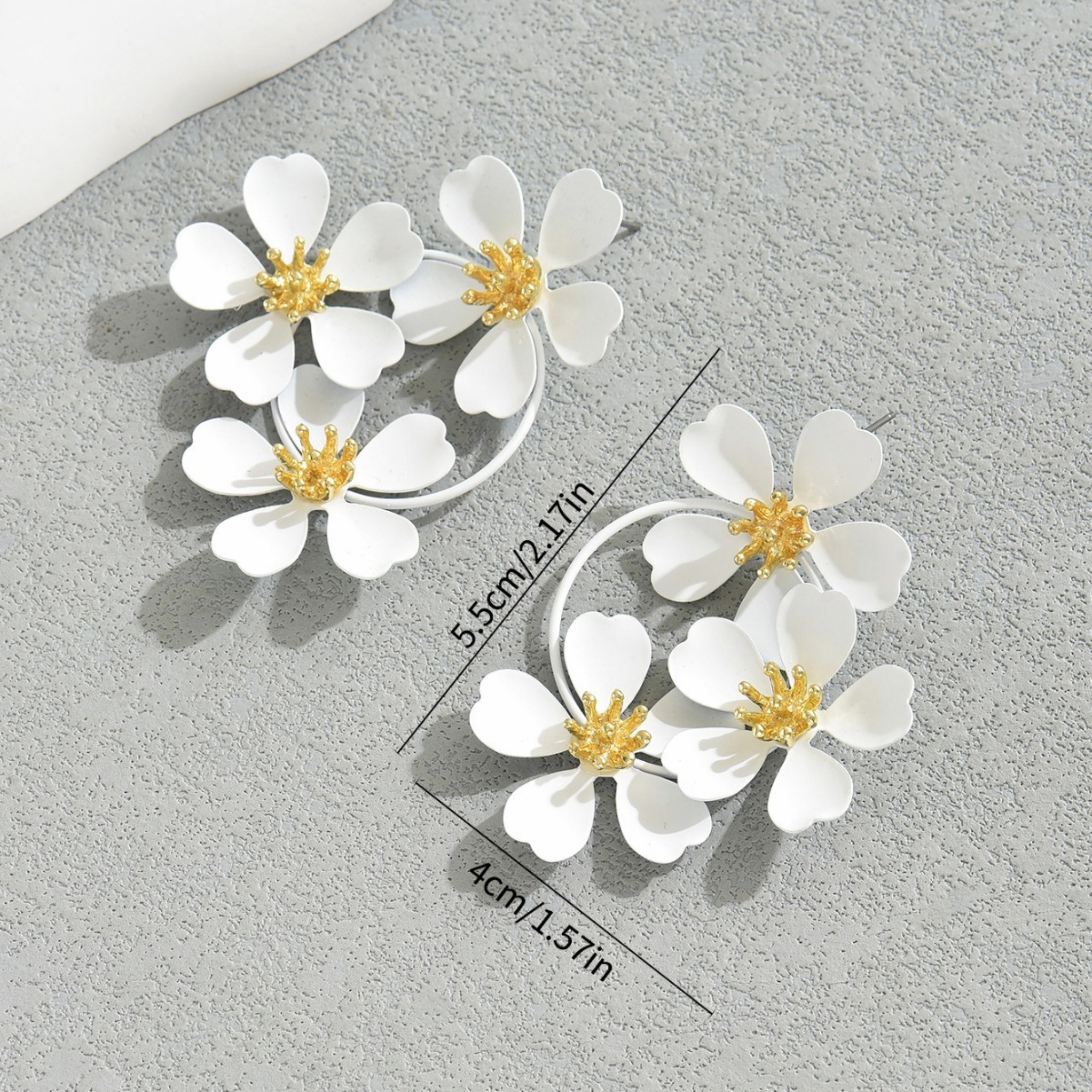 Fashion High-End Simple Flower Personality Plum Blossom Acrylic Design Stud Earrings Women's Ear Jewelry
