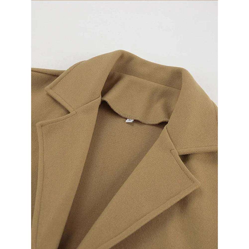 Thick Lapel Woolen Coats Women Classic Brown Short Double Breasted Coat Female Winter Vintage Chic Street Outwear All-Match