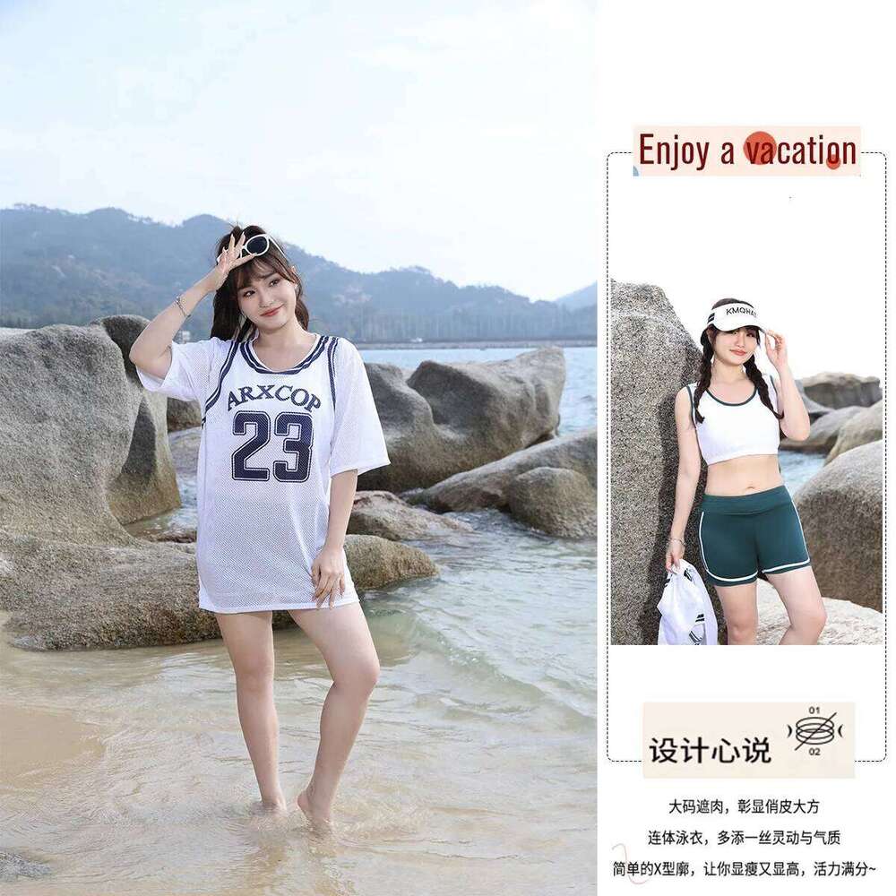 Hot Sale Of The Season New Women's Bikini Swimsuit Slimming Sexy Student Conservative Style Separate Design Cover-Up Attractive