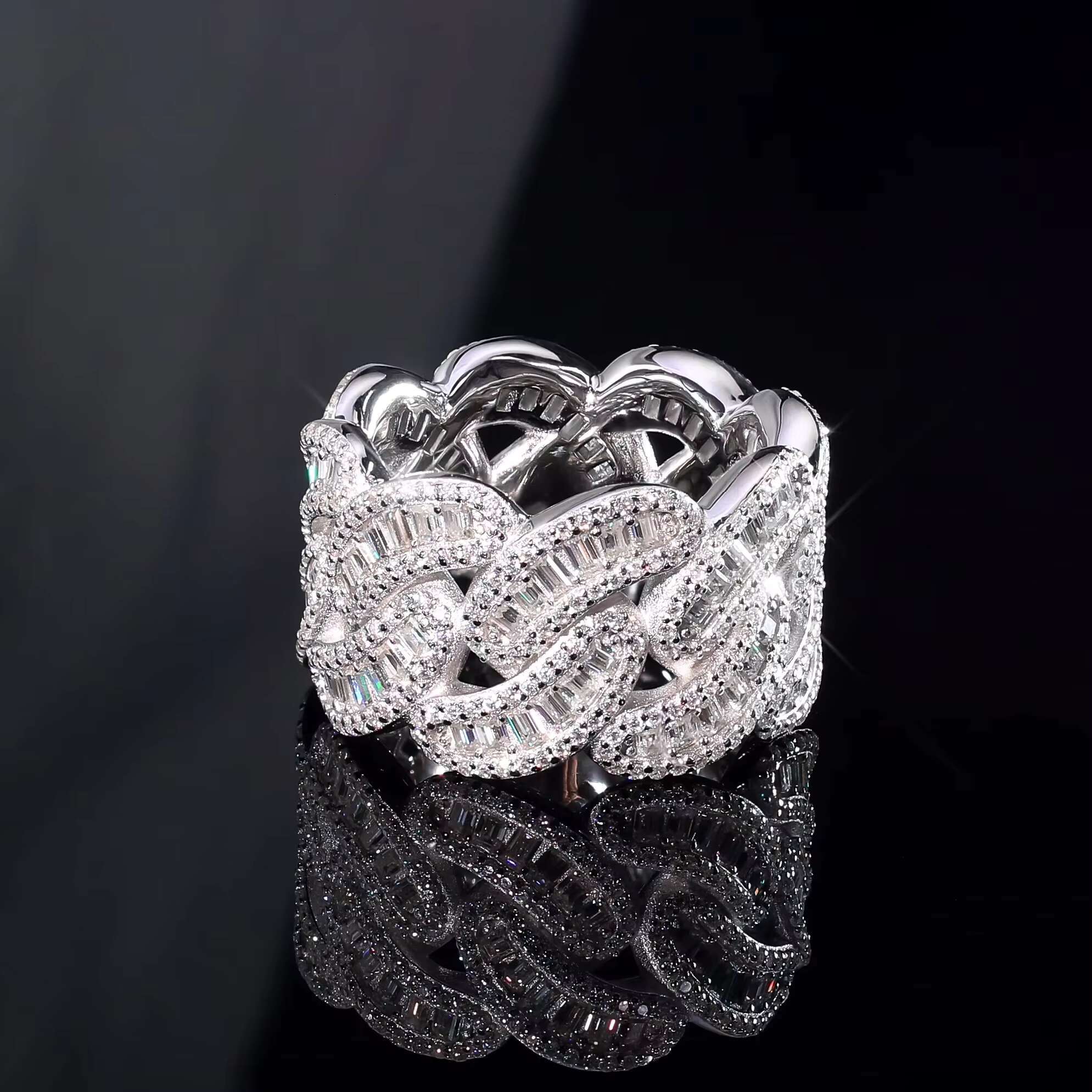 Luxury Moissanite CubanRing Hip Hop Big Guy 18k Gold Plated 925 Sterling Silver Moissanite Ring