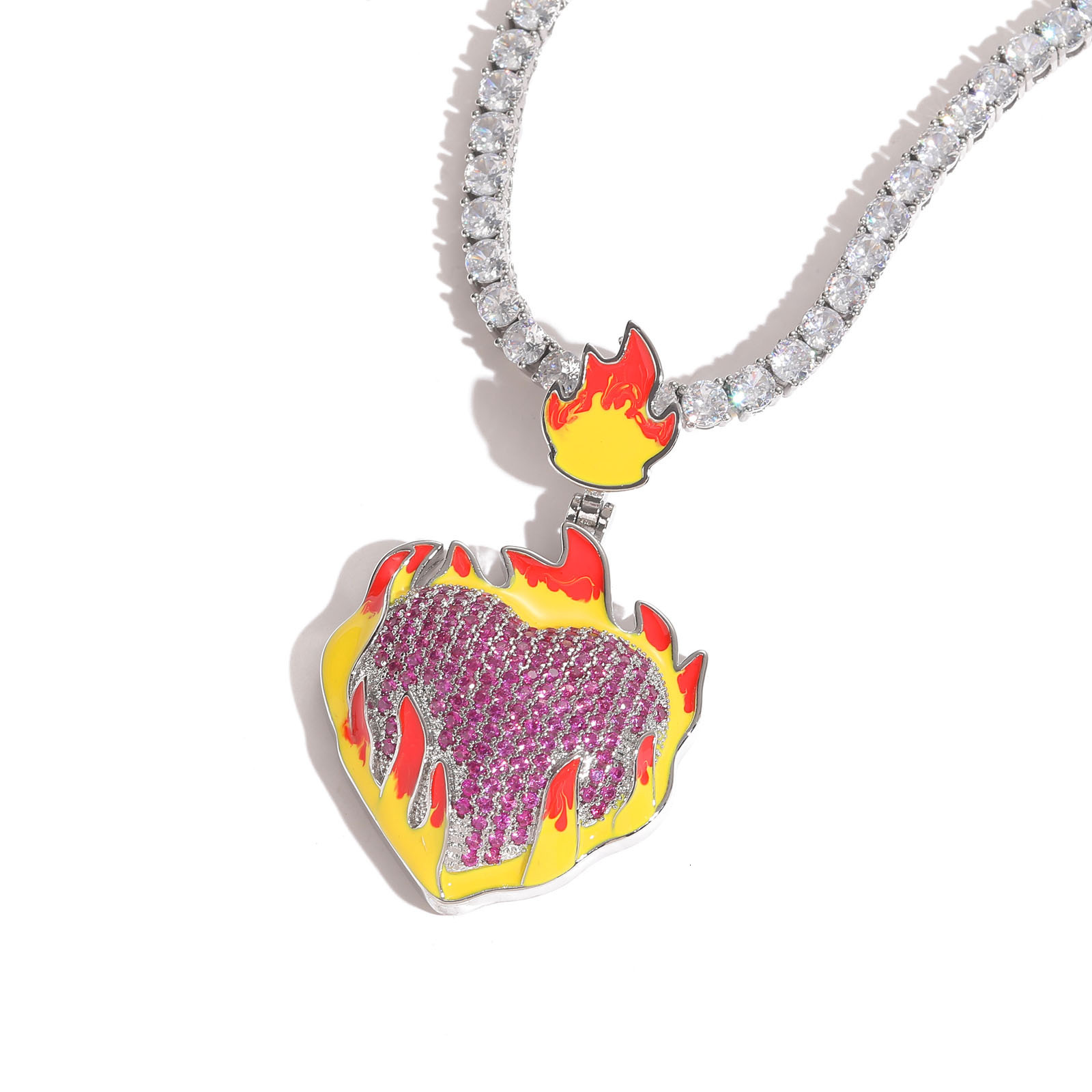 Hip Hop Burning Heart Necklace Ice Out Red Diamond Couple Style Unisex Trendy Moissanite Bling Pendant Pass the diamond tester