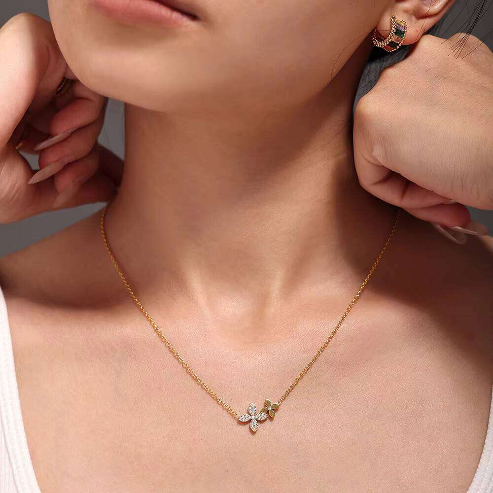 DHcollections Ins Zircon Four-Leaf Flower Double-Layer Collarbone Necklace Bracelet For Women, Stainless Steel Pvd Electroplated Set