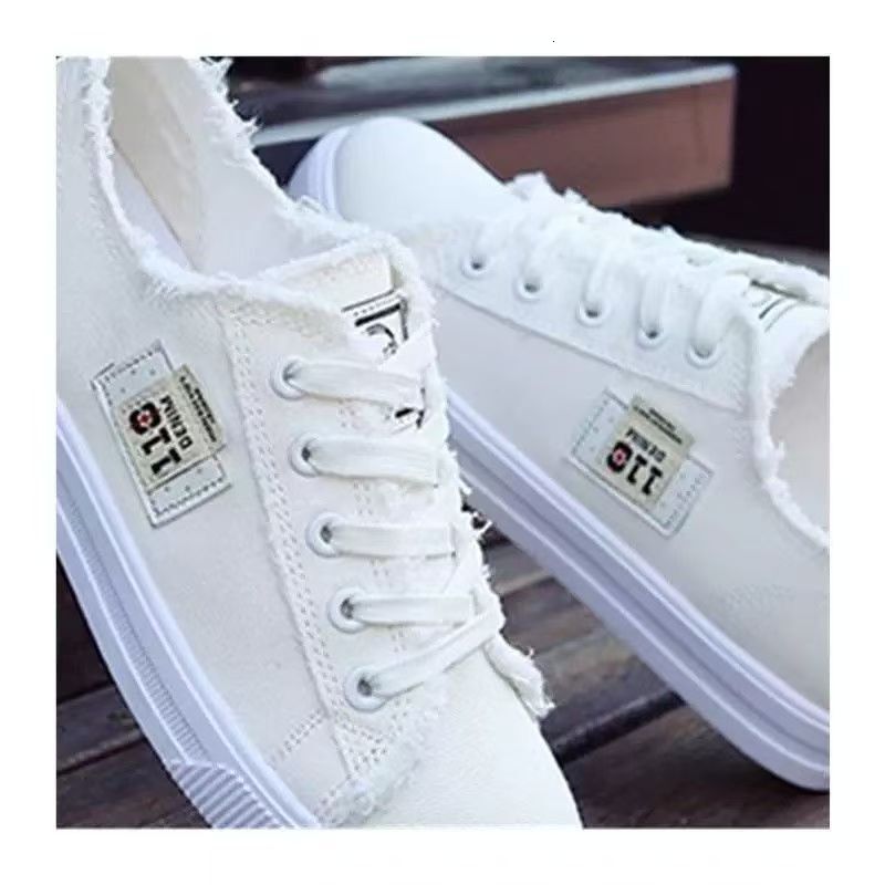 Designer casual shoes White Spring Summer New Canvas Shoes for Women Students Korean Style Soft Sole Breathable Thin Casual Sneakers