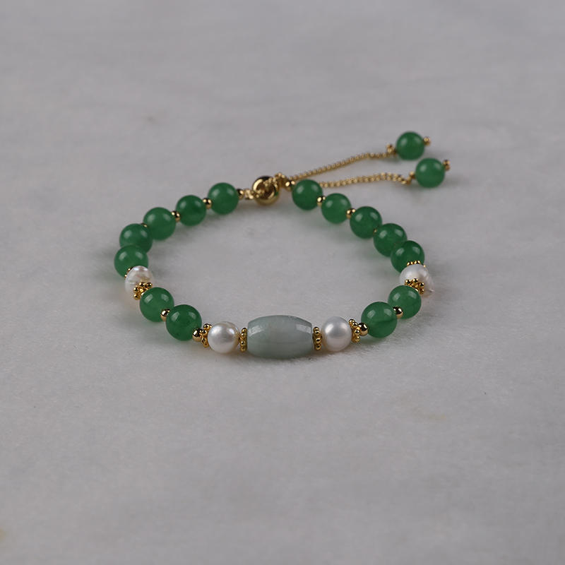 Handcrafted Adjustable Chain Bracelet Featuring Pure Freshwater Pearls and Jade Beads