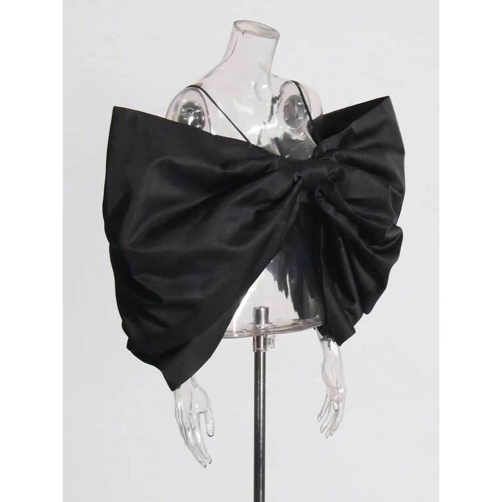 Getspring Women Camis 2024 Autumn Fashion Large Bow Design Backless Strapless Sleeveless Black Tanks All Match Sexy Camisole Top