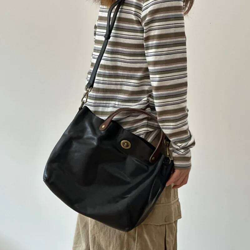 Johnature 2025 Spring/Summer New Women's Genuine Leather Handbag Retro Large Capacity Versatile Shoulder Crossbody Bags