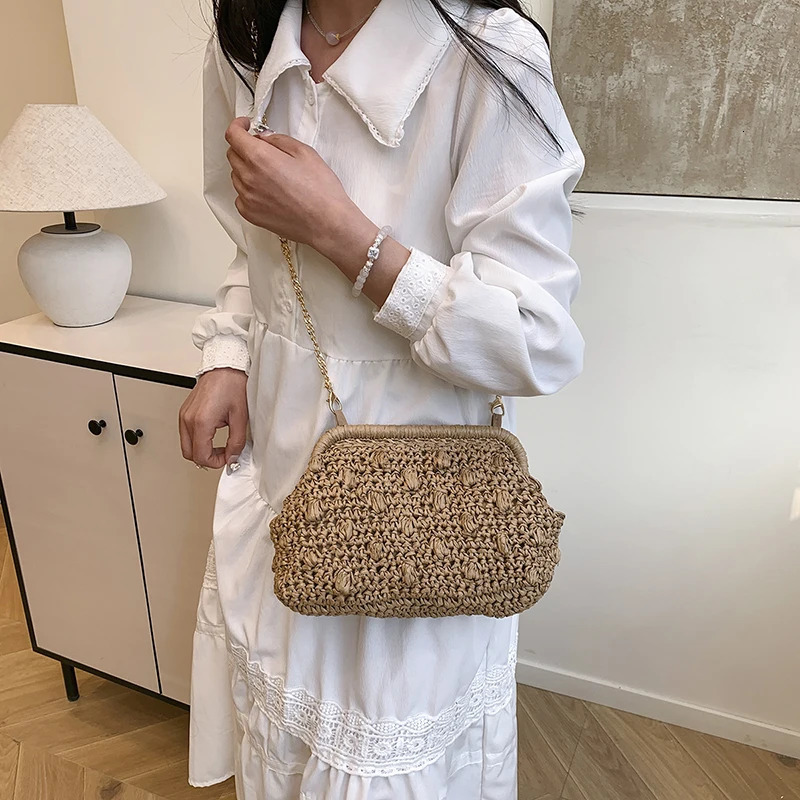 Straw Clutch Purse Hollow Woven Dumpling Bag with Chain Strap Crossbody Crochet Purses for Women Travel Vacation 250624
