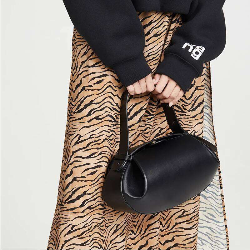 Luxury Bag Fashion Round Hobo Women Casual Chic Brand Three-Dimensional Crossbody Bags Ladies Top Handle Personality Handbag 2024 New