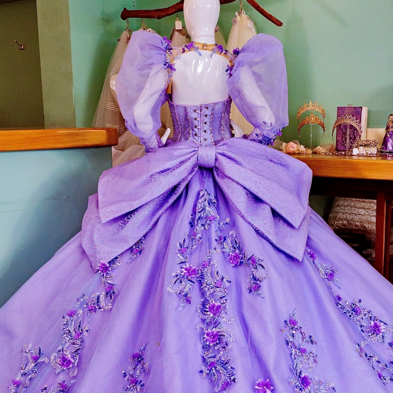 Lavender Quinceanera Dresses Ball Gown Off The Shoulder Applique Flower Beading Crystal Bow Tull Corset Sweet 16 Dress Vestidos 15 Anos