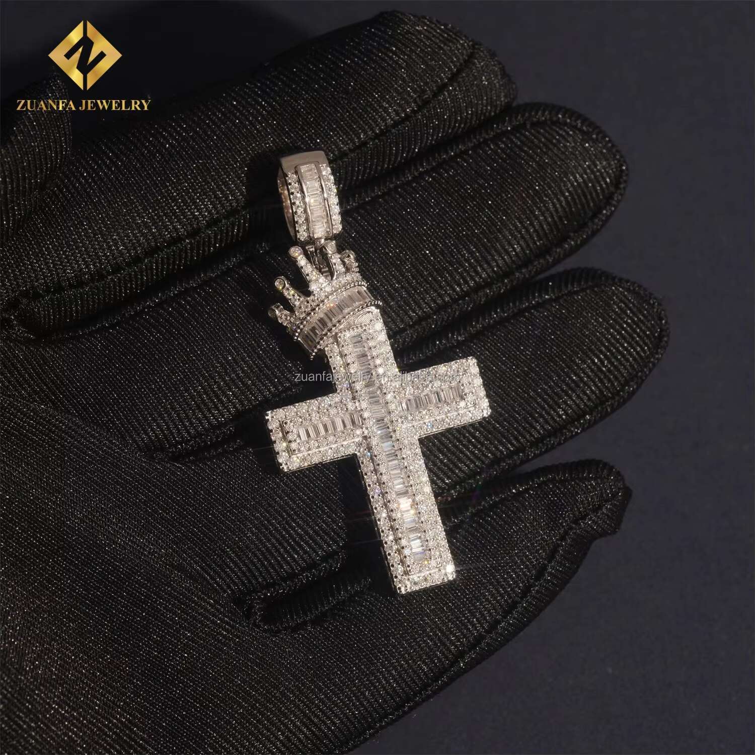 Pass Diamond Tester Man GRA Certificate Iced Out Hip Hop Jewelry 925 Silver Baguette Moissanite Diamond Crown Bail Cross Pendant