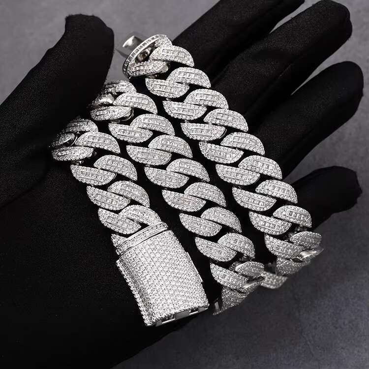 Hip Hop 18mm Wide Princess Cut Diamond VVS Moissanite Heavy Silver 18k Gold Plated Cuban Link Chain