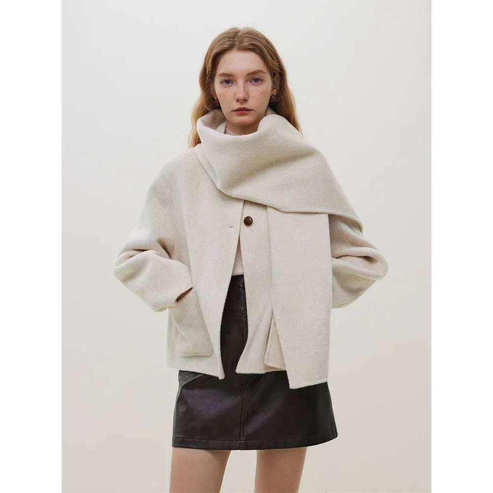 FSLE 100% Camel Color Scarf Collar Coat For Women 89.3% Wool 10.7% Lyocell Beige Round Neck Short Female Woolen Coats