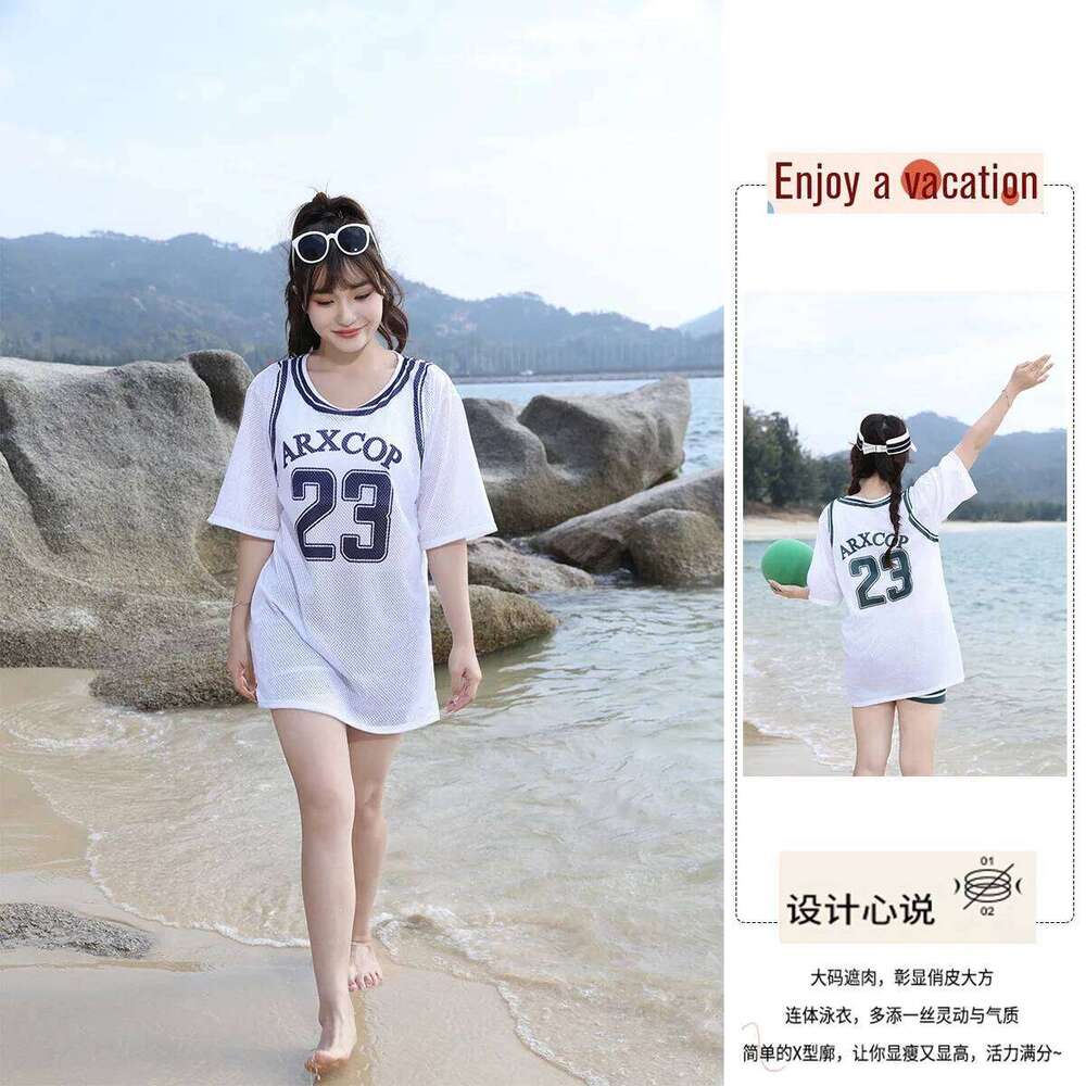 Hot Sale Of The Season New Women's Bikini Swimsuit Slimming Sexy Student Conservative Style Separate Design Cover-Up Attractive