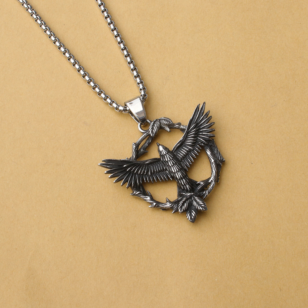 New Stainless Steel Eagle Pendant European and American Foreign Trade Retro Titanium Mocking Bird Necklace Jewelry