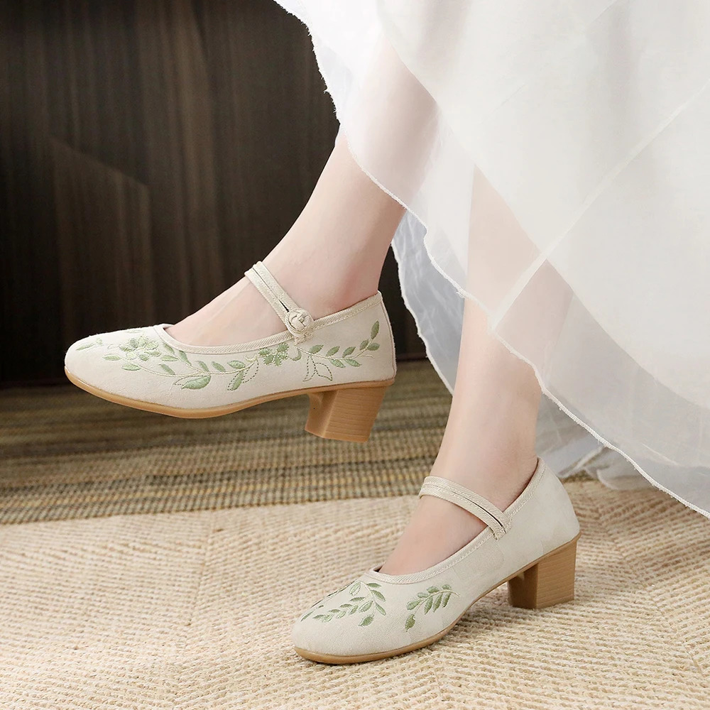 Veowalk 4cm Block Heels Women Cotton Embroidered Mary Jane Shoes Elegant Soft Comfortable Retro Costume Pumps White Beige 250624
