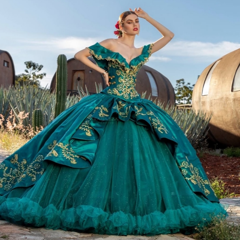 Green Quinceanera Dresses Ball Gown Off The Shoulder Applique Lace Beading Tiered Tull Sweet 16 Dress Vestidos 15 De Anos