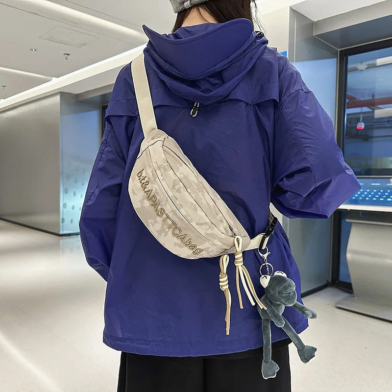 Outdoor Waterproof Vintage Chest Bag Men Women Embroidery Functional Waist Bag Casual Sport Crossbody Bag 250623